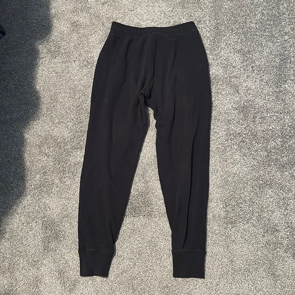 black hollister sweat pants size xs! - Picture 2 of 2